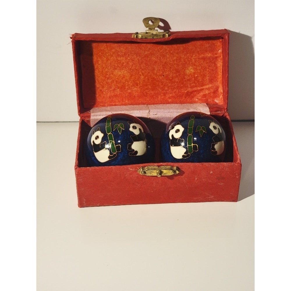 Baoding Chinese Balls Panda Musical Healing Hand Therapy in Original Box - Picture 6 of 10